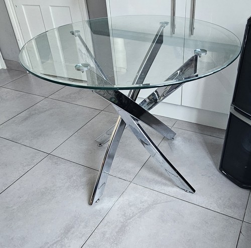 Circular glass top dining - glass,
